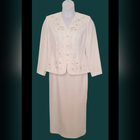 #164  R&M RICHARDS By KAREN WONG, IVORY EMBROIDERED JACKET& LONG SKIRT.Sz.12 - Picture 2 of 15